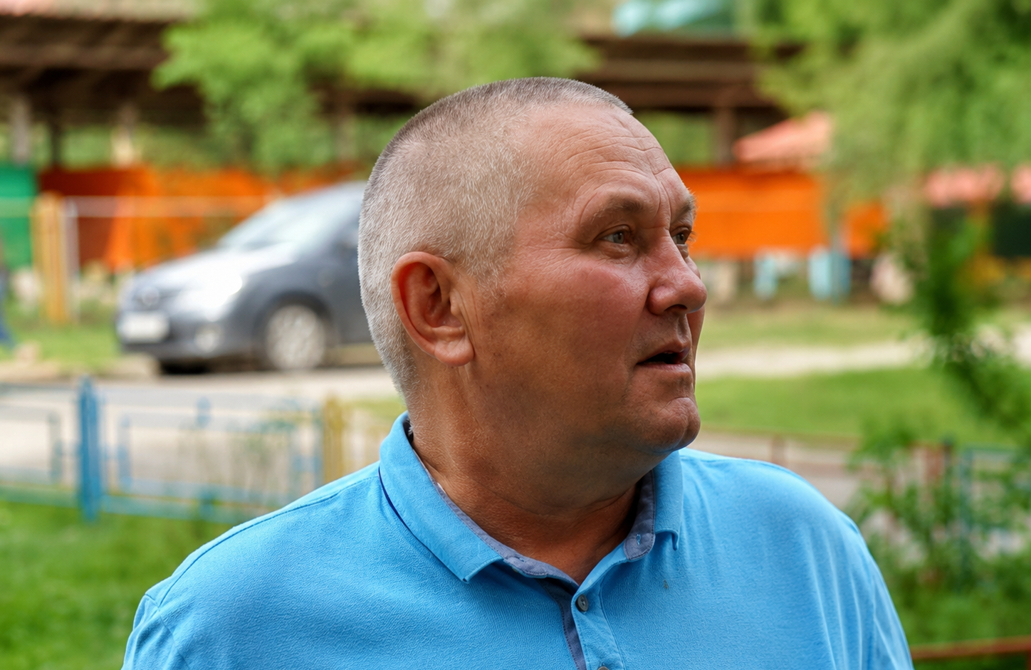 На Урале мужчина спас четырехлетнюю девочку, упавшую с восьмого этажа